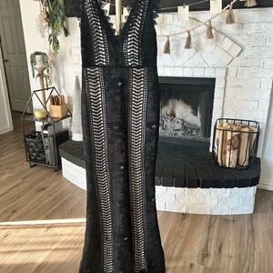 Elegant Black semi-formal Maxi Dress